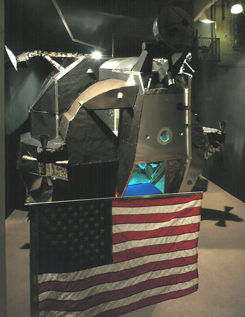 Lunar Excursion Module at Galleria Franco Noero, 2000, view from outside gallery. This LEM is now on the Island of Sardinia.
