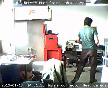 1263411077.jpg 